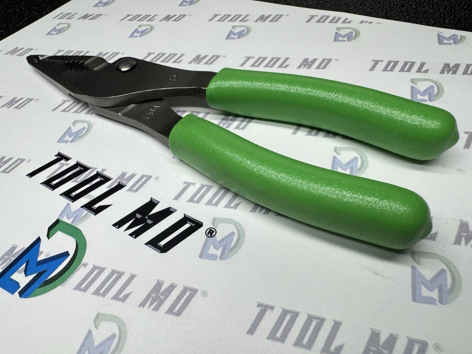 Snap-on Tools USA NEW GREEN 7″ Talon Grip Long Nose Slip Joint Pliers LN46ACF