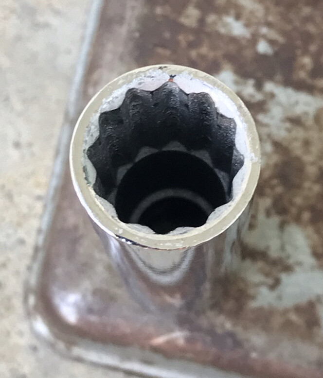 Craftsman USA 3/8″ Drive 1/2” Deep 12 Point Chrome Socket -G-