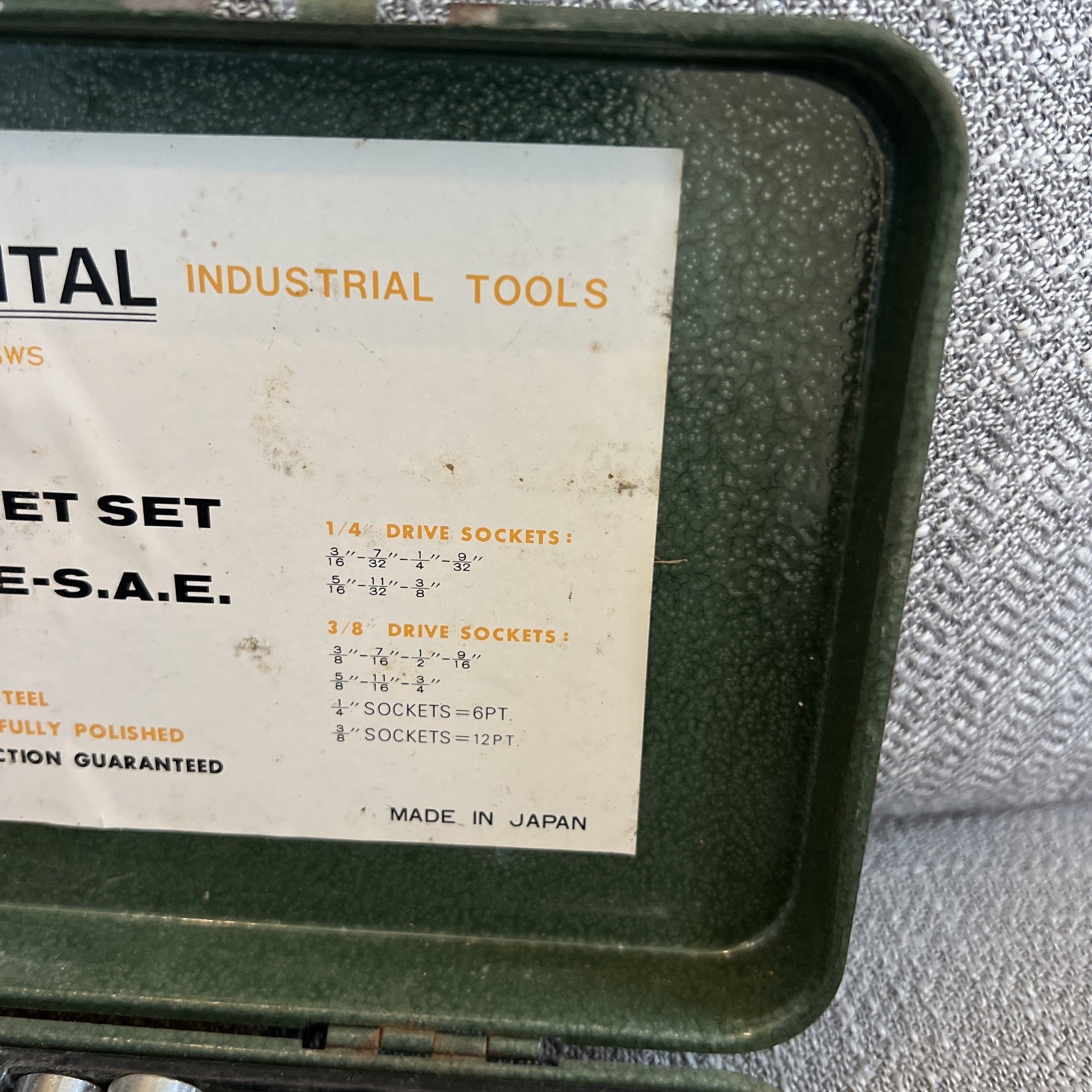 Vintage Continental 21 Piece Socket Set Tools Heavy Duty 1/4 And 3/8 Drive S.A.E