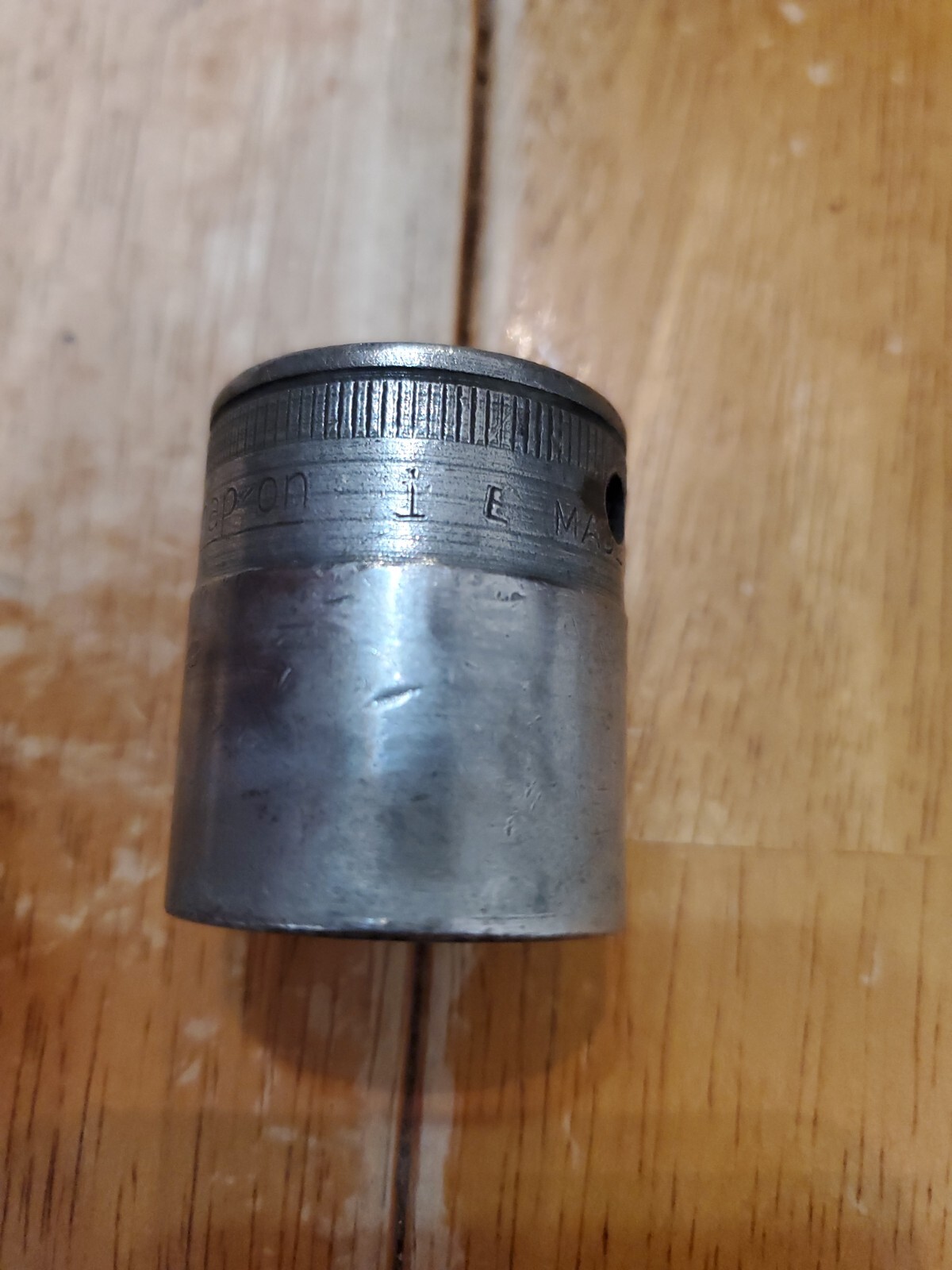 Snap On Vintage 1/2″ Drive 1″ 12Pt Shallow Socket SW-320