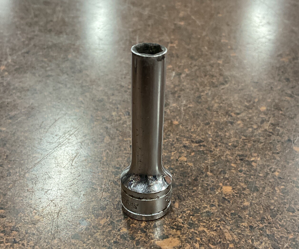 Snap On 3/8″ Drive 1/4″ Deep 6pt SAE Socket SFS081