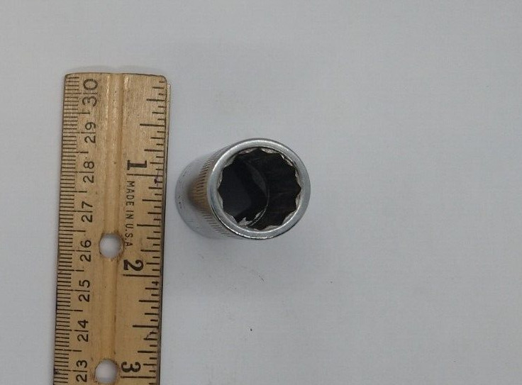Vintage Craftsman 1/2″ Dr 15M/M 12 Pt Shallow Socket Top Knurl V 44236 USA NOS