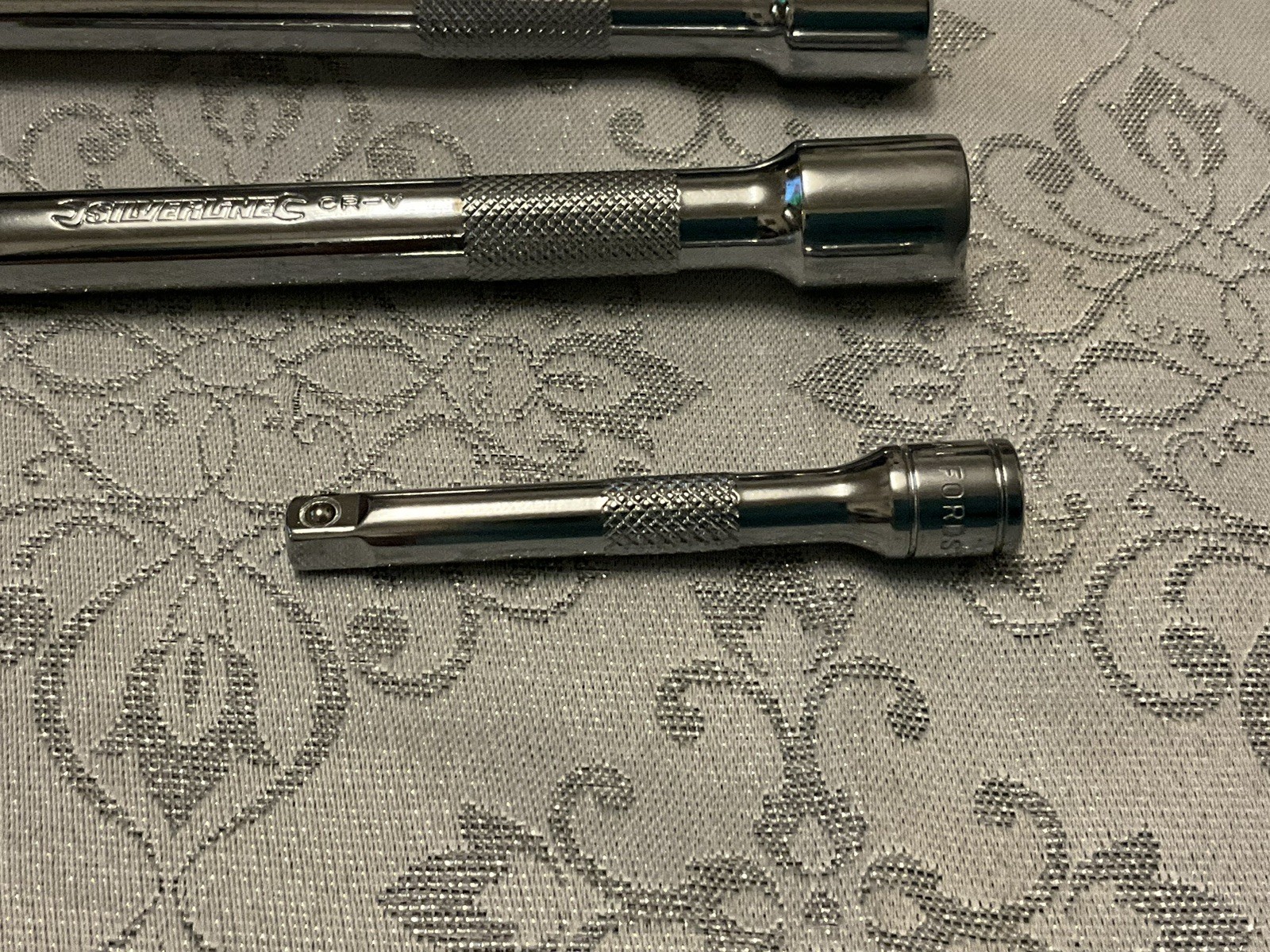 4 X SOCKET EXTENSION BARS. HEYCO 1/2 X 250MM, SILVERLINE 3/8 250MM & 125MM + +