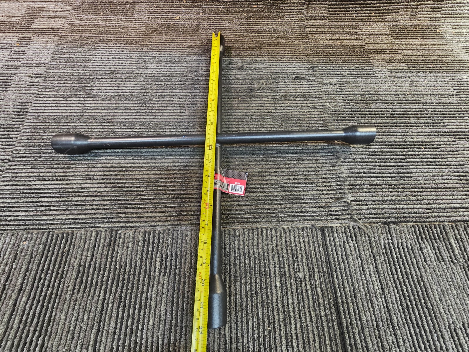 AutoCraft 22″ Lug Wrench for Trucks with Black Texture Coating, SAE and Metric