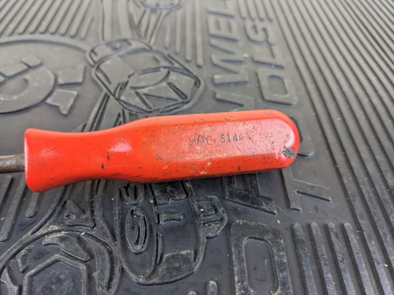 #as234 MAC Tools USA S14A Brake Spring Retainer Tool Solid Red Classic Handle