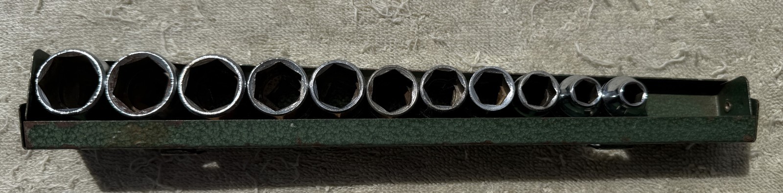VINTAGE 3/8″ DRIVE S-K 12 PC METRIC HEX SOCKET SET – AS PICTURED