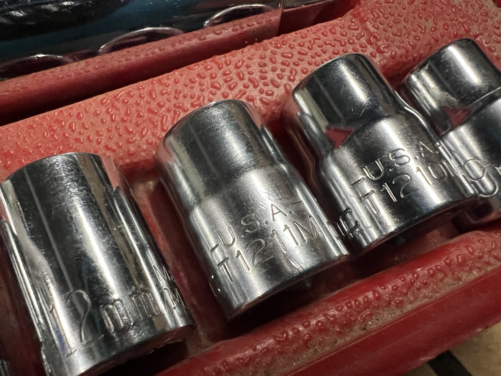 Master Mechanic USA Made 3/8″ drive socket set Metric excellent condition