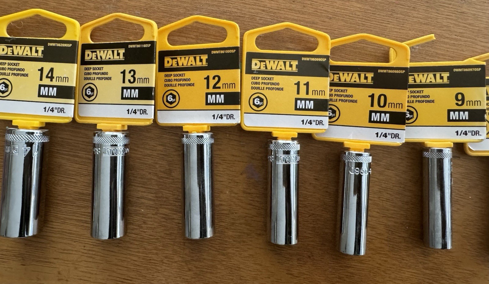 DeWalt 1/4” Drive Deep Socket Set Metric 6-Point 4mm–14mm DWMTB Series New