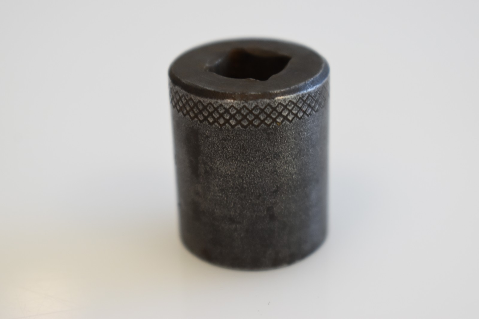 Mac Tools XP2 16mm Metric Shallow Impact Socket 3/8″ Drive 12 Point USA
