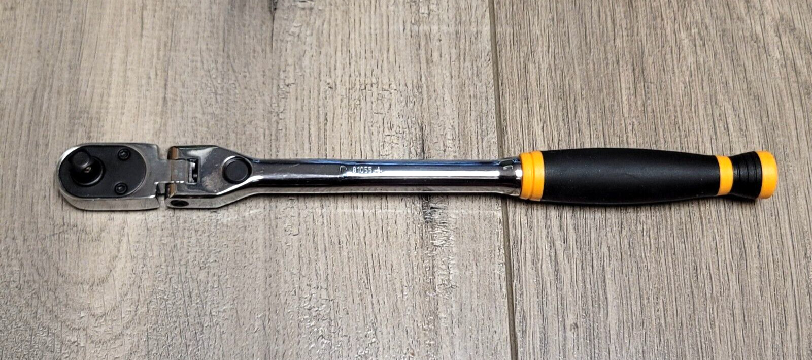 Gearwrench 120XP 1/4″ x 9″ Long Handle Locking Flex Ratchet w/Soft Grip #81055