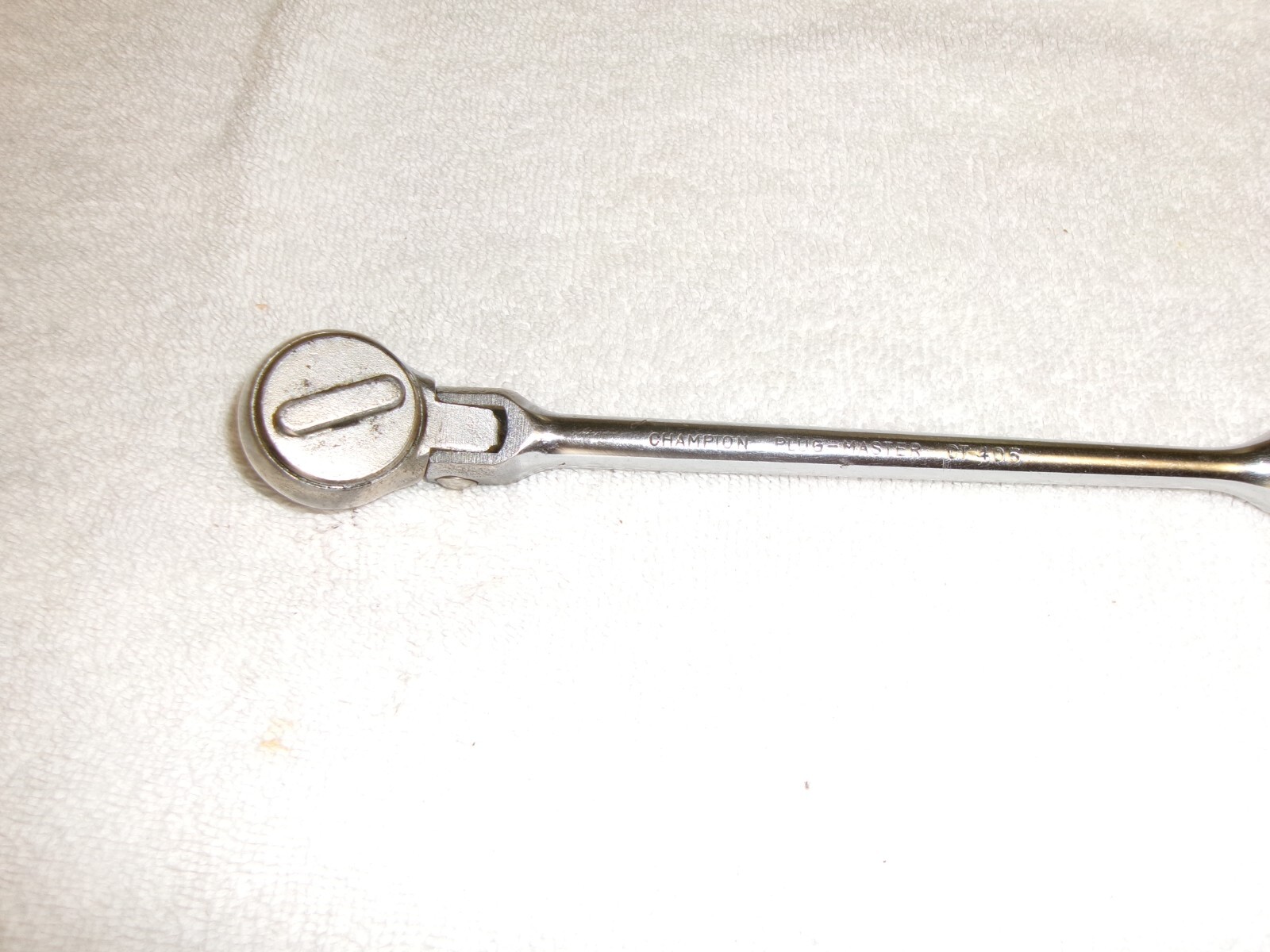 Vintage Champion CT-405 Plug-Master 3/8″ Drive Flex Head Ratchet 11″ Long USA