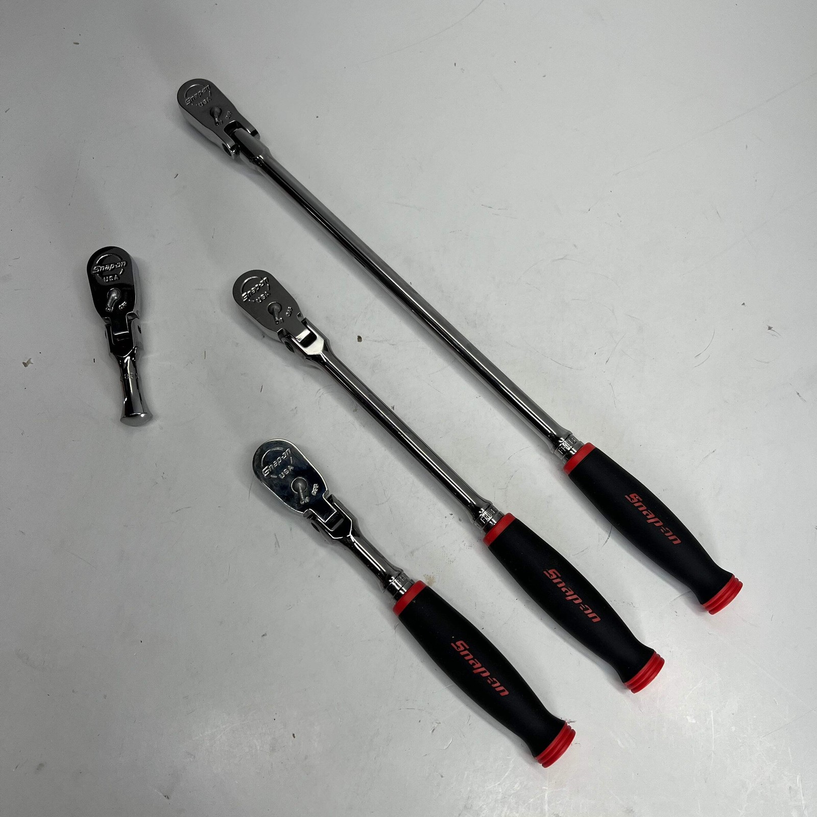 SNAP ON Soft Grip Flex Head Ratchet Set 4 Pc – 3/8″ Drive 204RT04FR (As-Is)