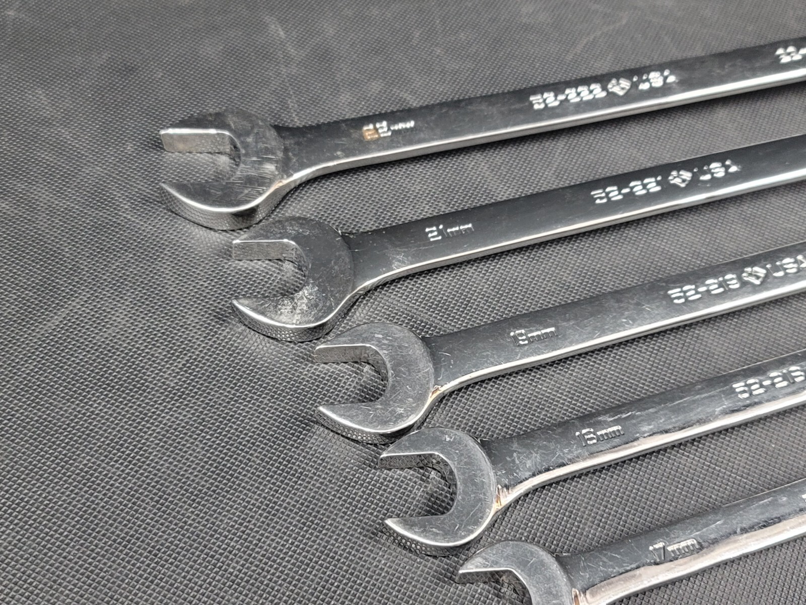 Armstrong Tools 15 pc 12 point Metric Combo Wrench Set 7-19mm & 21-22mm GMTK 52