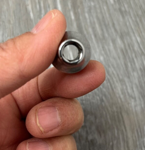Snap-On FS081 3/8″ Drive 6-Point SAE 1/4″ Flank Drive Shallow Socket, Chrome