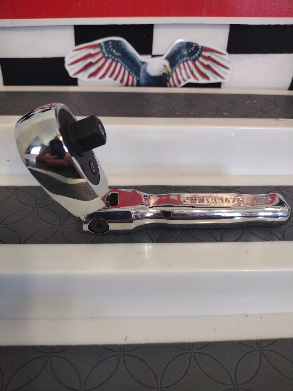 Craftsman 72-Tooth 3/8-in Drive Full Polish Handle Flexible Head Ratchet 99425