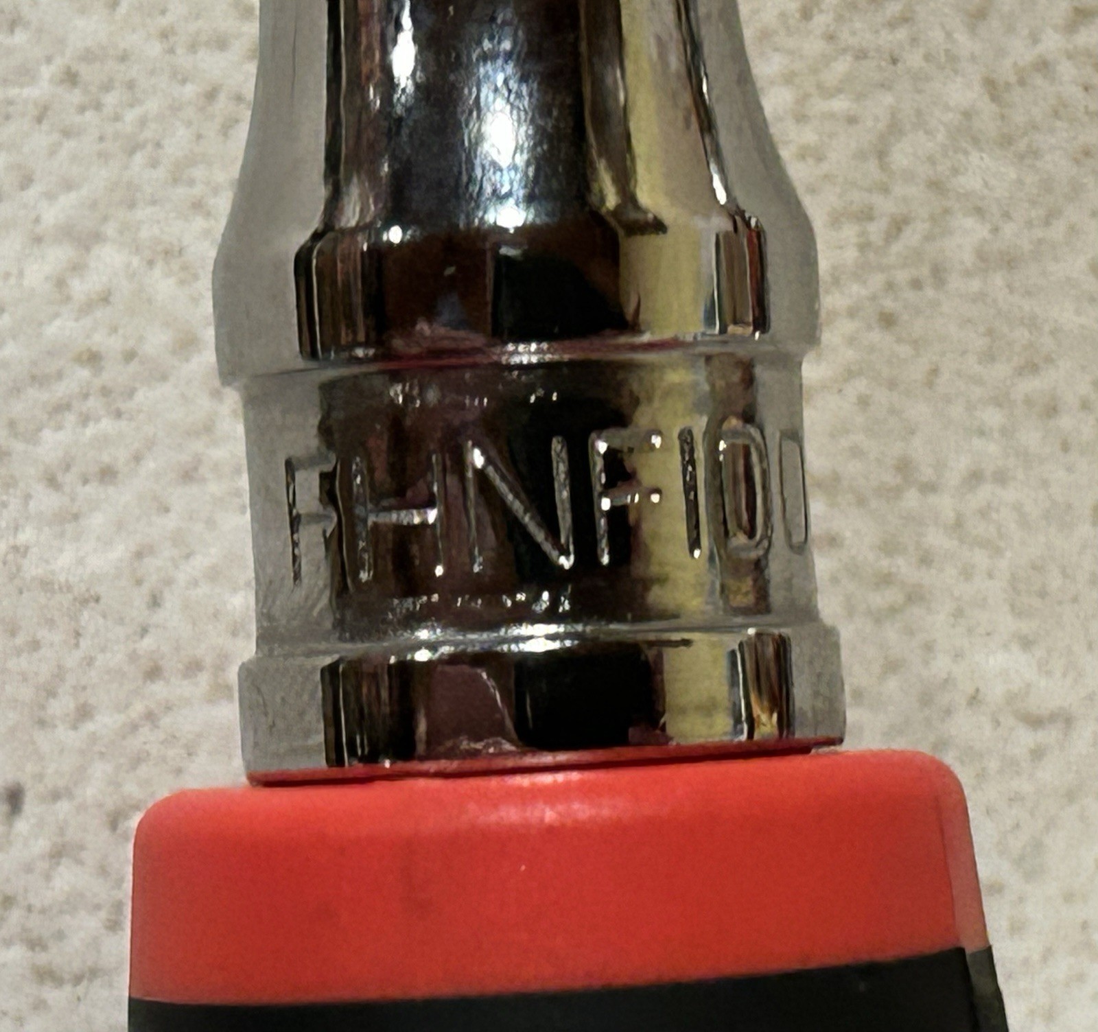 NEW Snap-on™ 3/8″ drive 13″ long Red Soft Grip Round Swivel Head Ratchet FHNF100