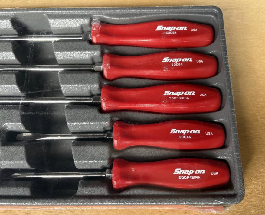 Snap-On SDDX70AR 7 Piece Combination Screwdriver Set Unused In Storage