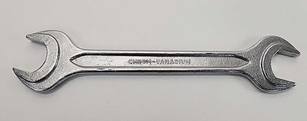 DIN 895 Metric Double Open End Wrench 27mm x 30mm Chrom-Vanadium Good Used Cond