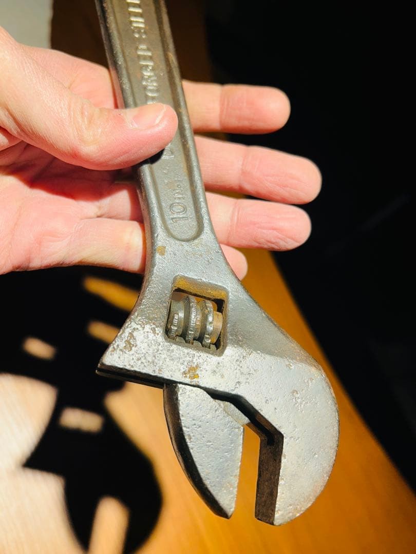 Vintage item!! ️ Obtained from a foRMer US ARMy colonel Crescent monkey wrench