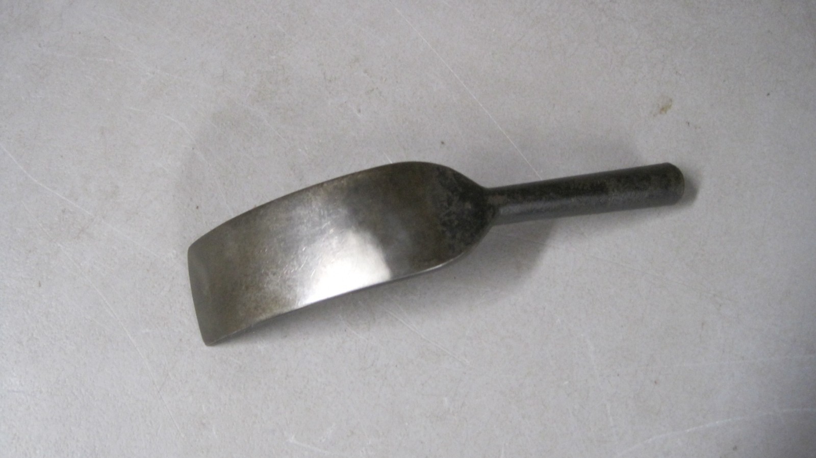FAIRMOUNT AUTO BODY SPOON # 1045 NICE