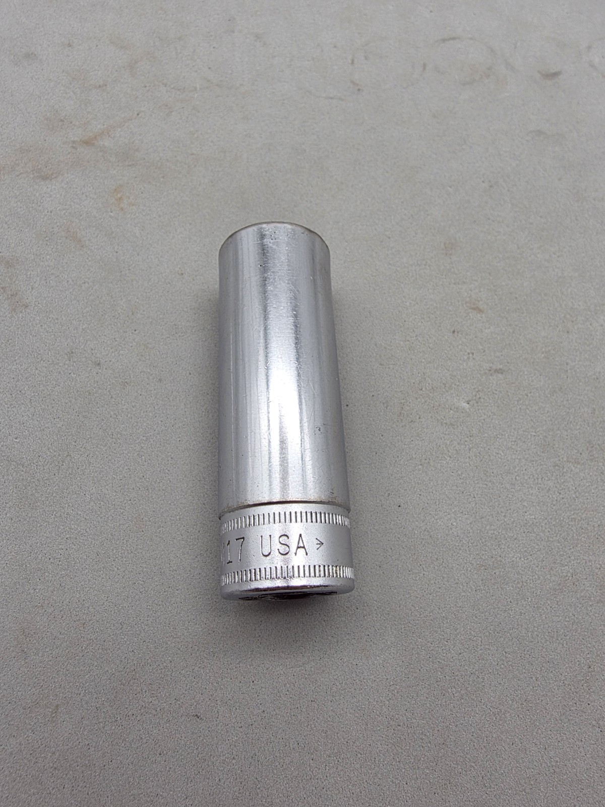 Snap On Tools 3/8″ Dr. 17MM 6PT Metric Deep Chrome Socket SFSM17 USA