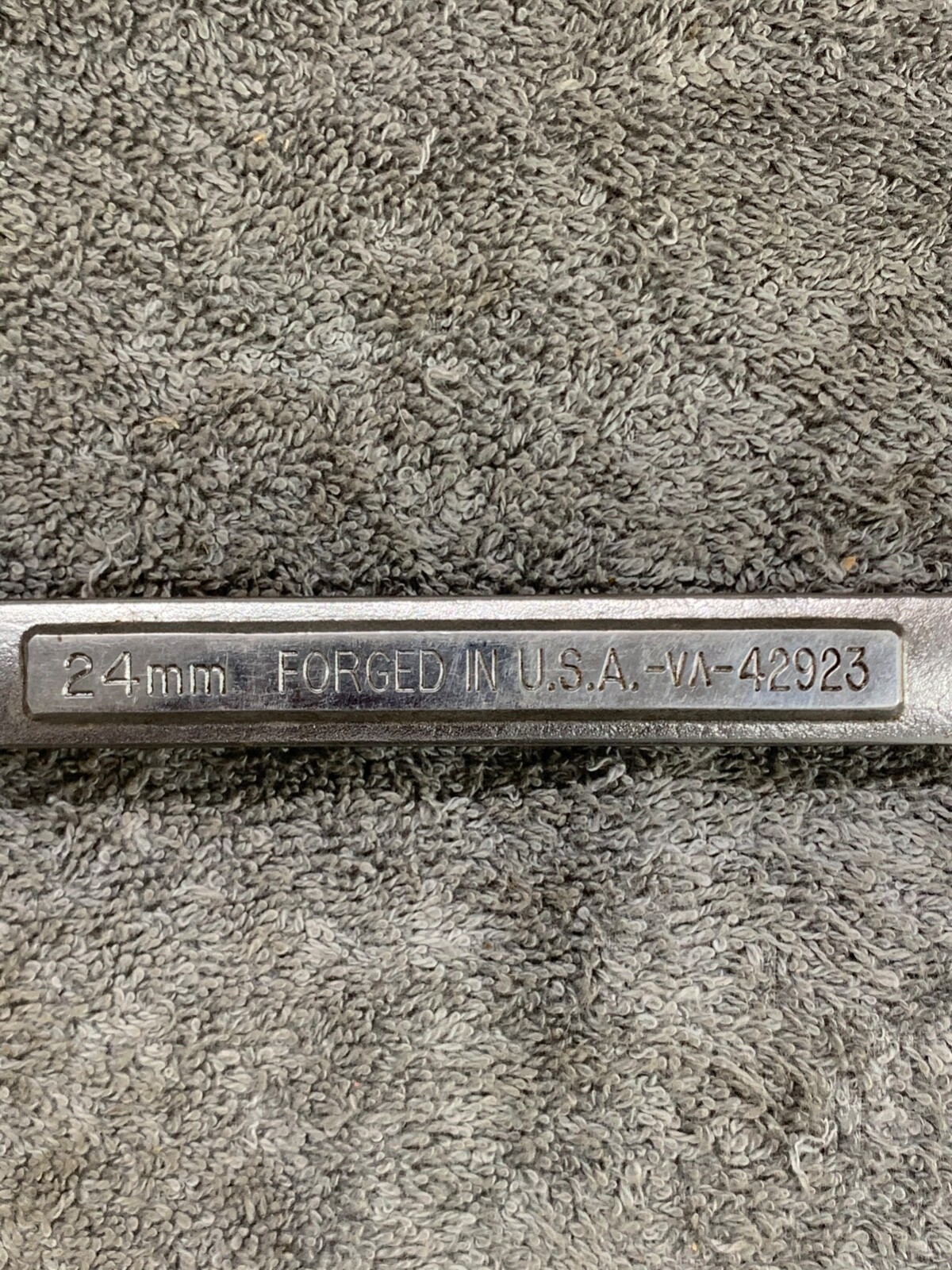 Craftsman WRENCH 12pt – 24MM COMBO USA SATIN FINISH VA-42923