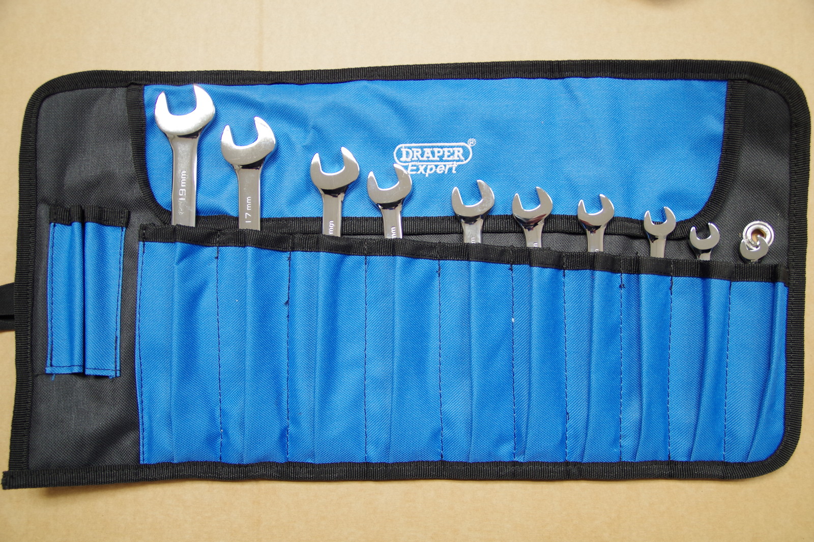 Draper Expert 10 Piece Metric Ratchet Combination Spanner Set 8mm-19mm Tool Roll
