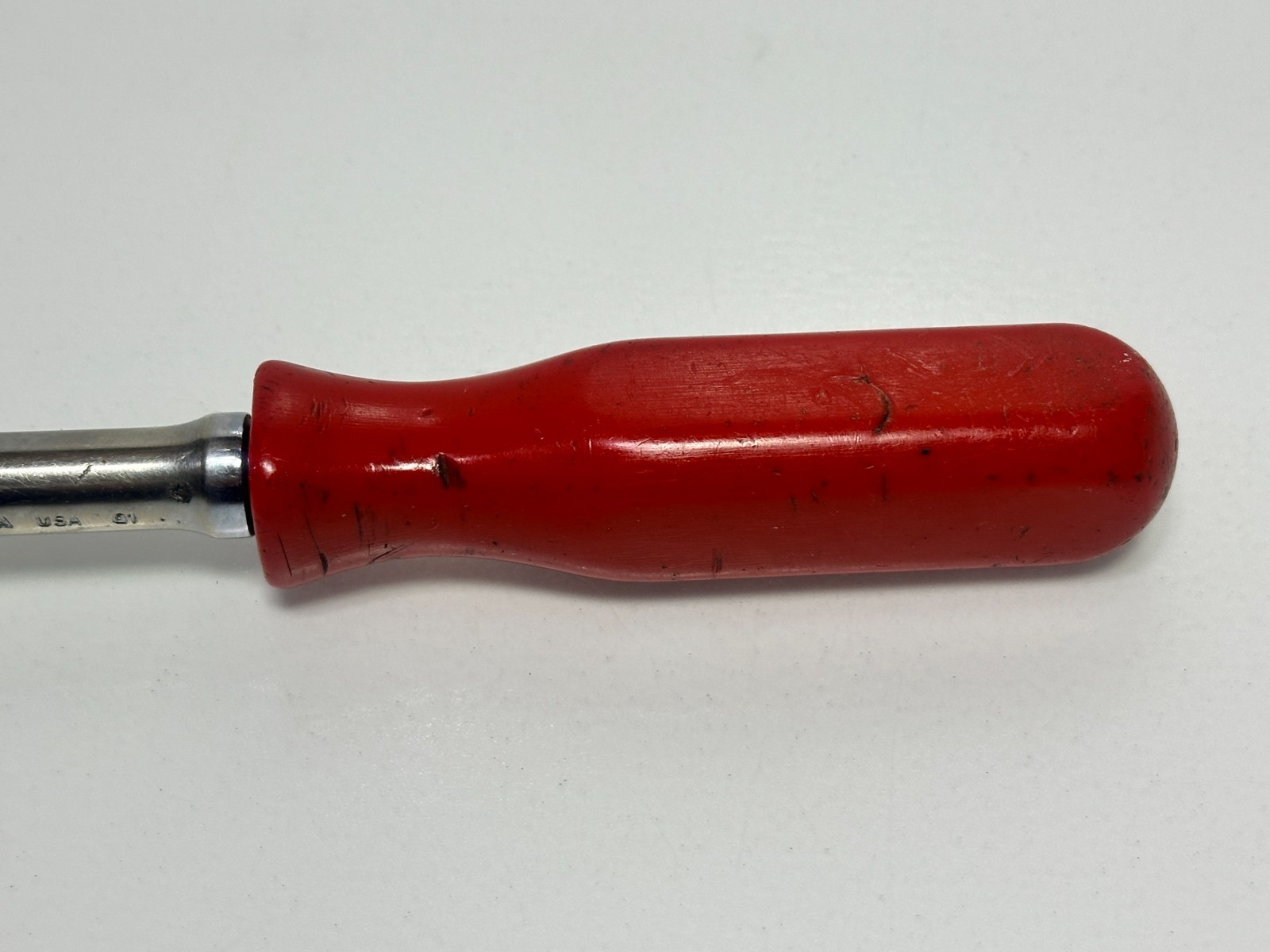 MAC Tools USA XR8FPA 3/8″ Drive Flex Head Ratchet, Red Hard Handle