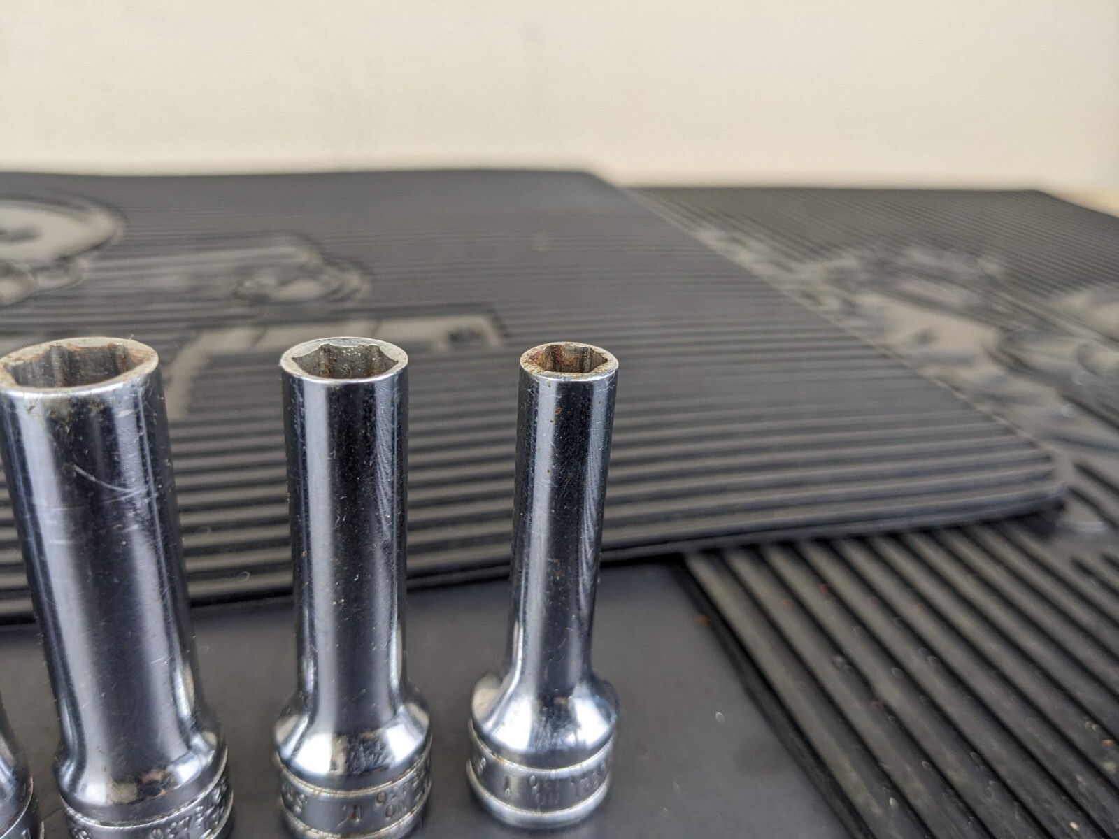 #az527 Snap On 3/8″ Drive 11 Pc SAE Deep 6 Pt Socket Set 211SFSY 1/4″ – 7/8″