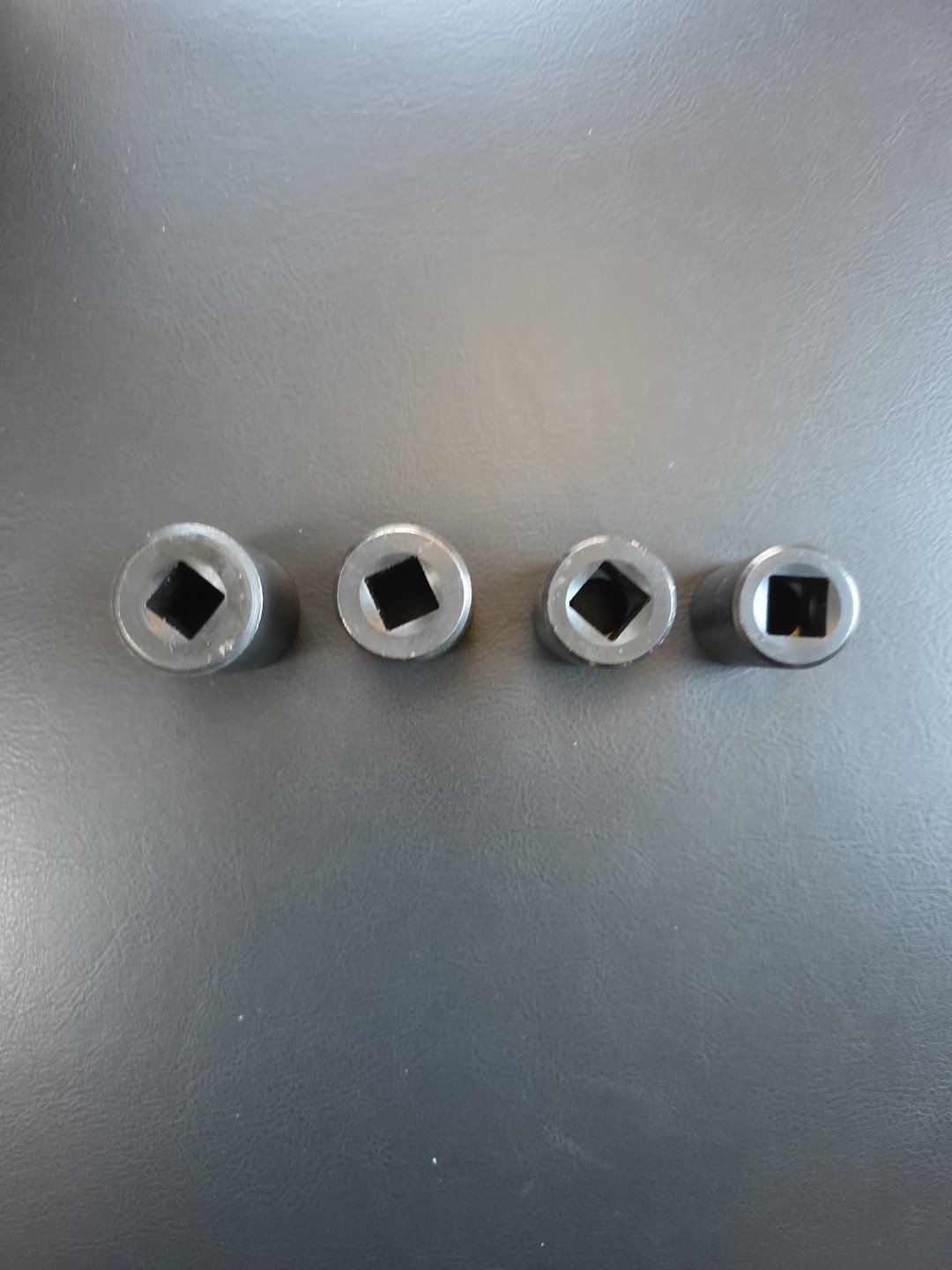 4 x Pcs From Blue-point As Sold by snap On 305TTWYA twist shallow sockets