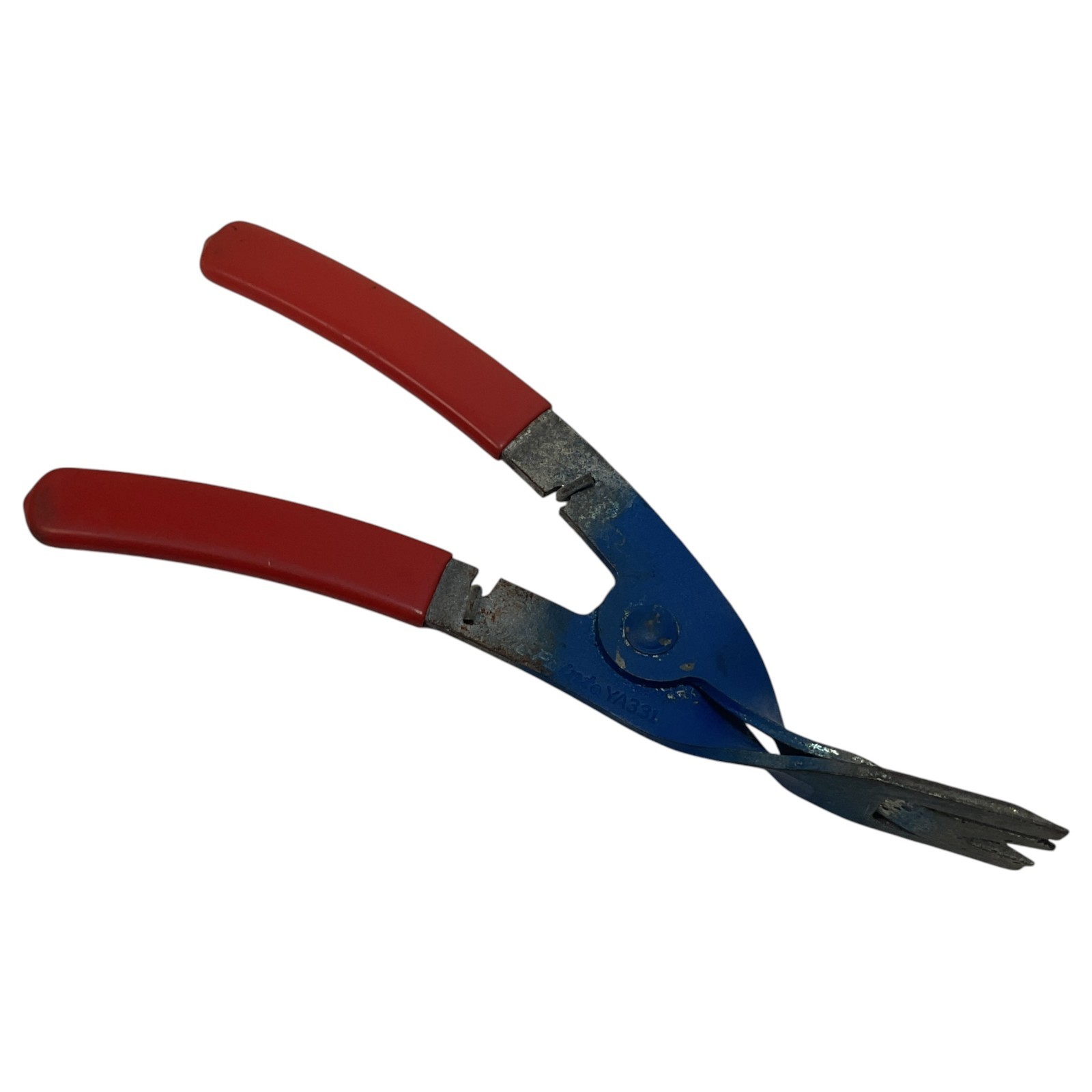 Blue Point YA331 Clip Trim Removal Tool Body Clip Removal Pliers Sold As Is
