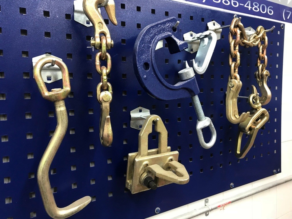 SET#74 – 7 PIECE AUTO BODY FRAME MACHINE TOOLS SET CLAMPS CHAIN HOOK CLAW