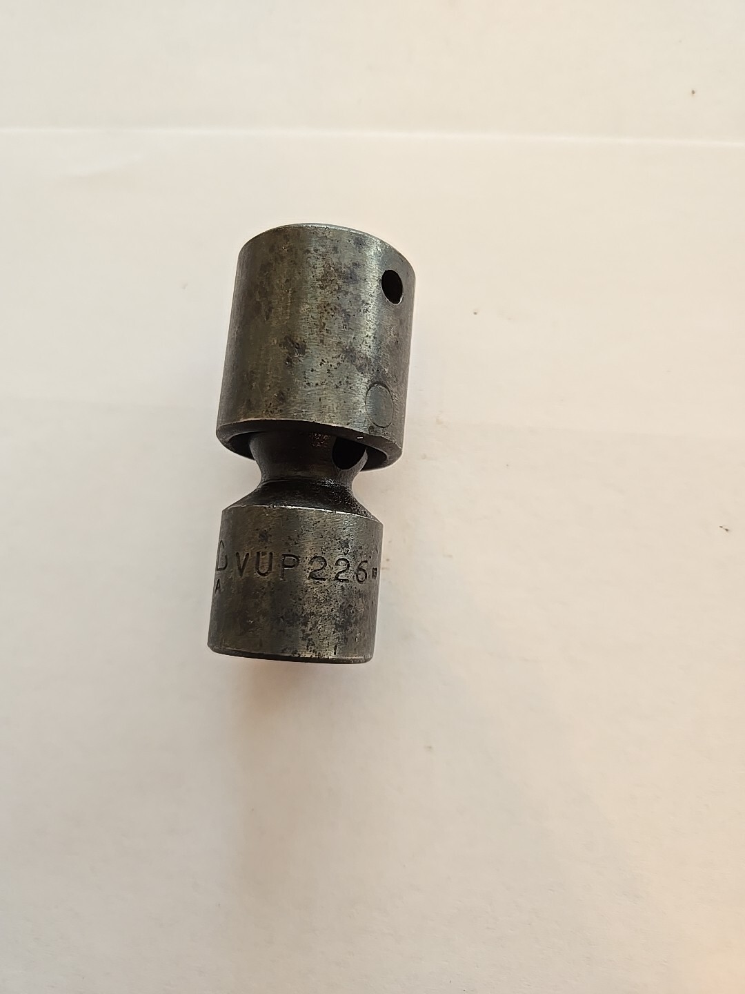 Mac Tools 1/2″ Drive 11/16″ 6PT Impact Swivel Socket VUP226