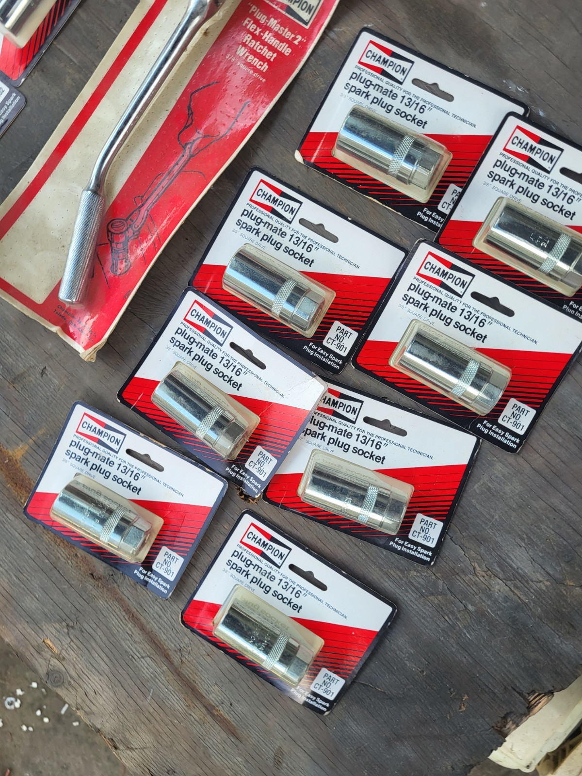 Vintage Champion Plug Master And 8 Plug-mate 13/26 & 9 5/8, FREE SHIPPING