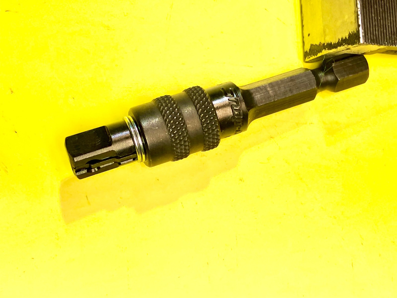 Snap-On Tools USA BRAND NEW 2in. Locking 1/4″ Hex to 1/4″ Square Driver TMLPA2