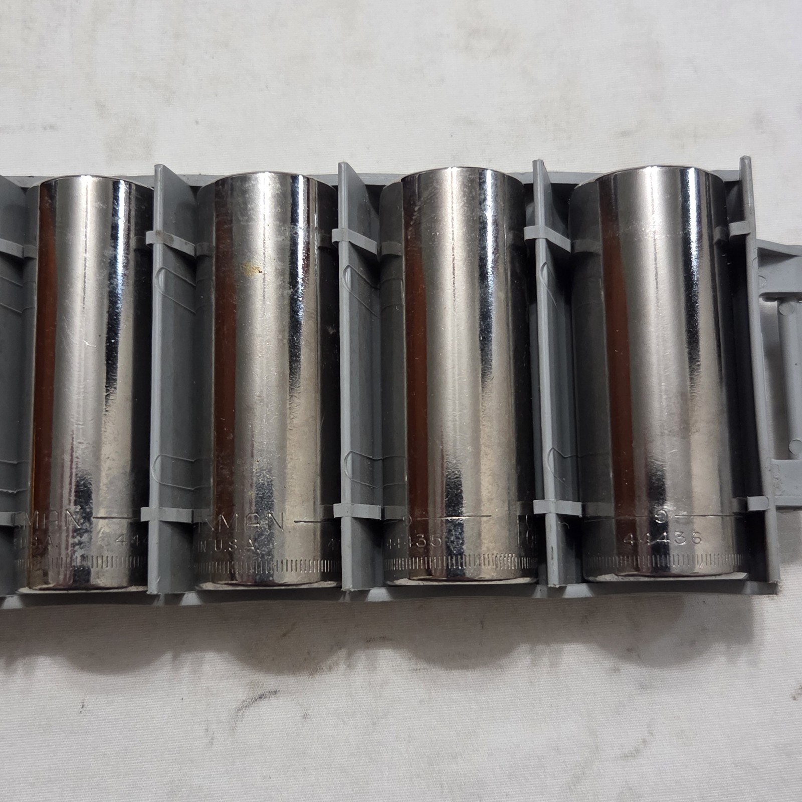 Craftsman -G- Metric 9pc 10mm – 19mm 6 Pt Deep Socket Set 3/8″ Dr. 934443 – USA