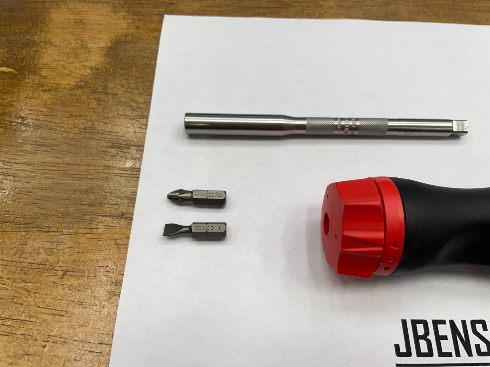 Snap-on Tools USA NEW RED Soft Grip Ratcheting Screwdriver w/ Bits SGDMRC44B