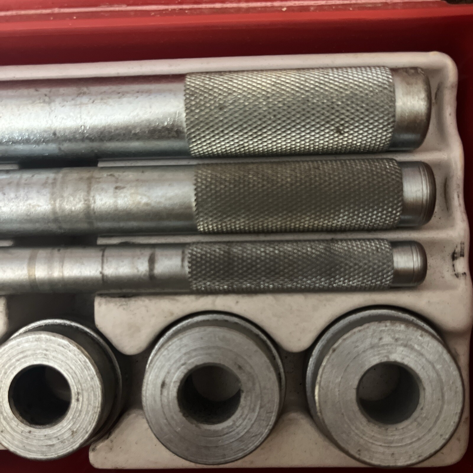 Dayton 4X083A 19 Of 20 Piece Bushing Removing & Inserting Set in Case