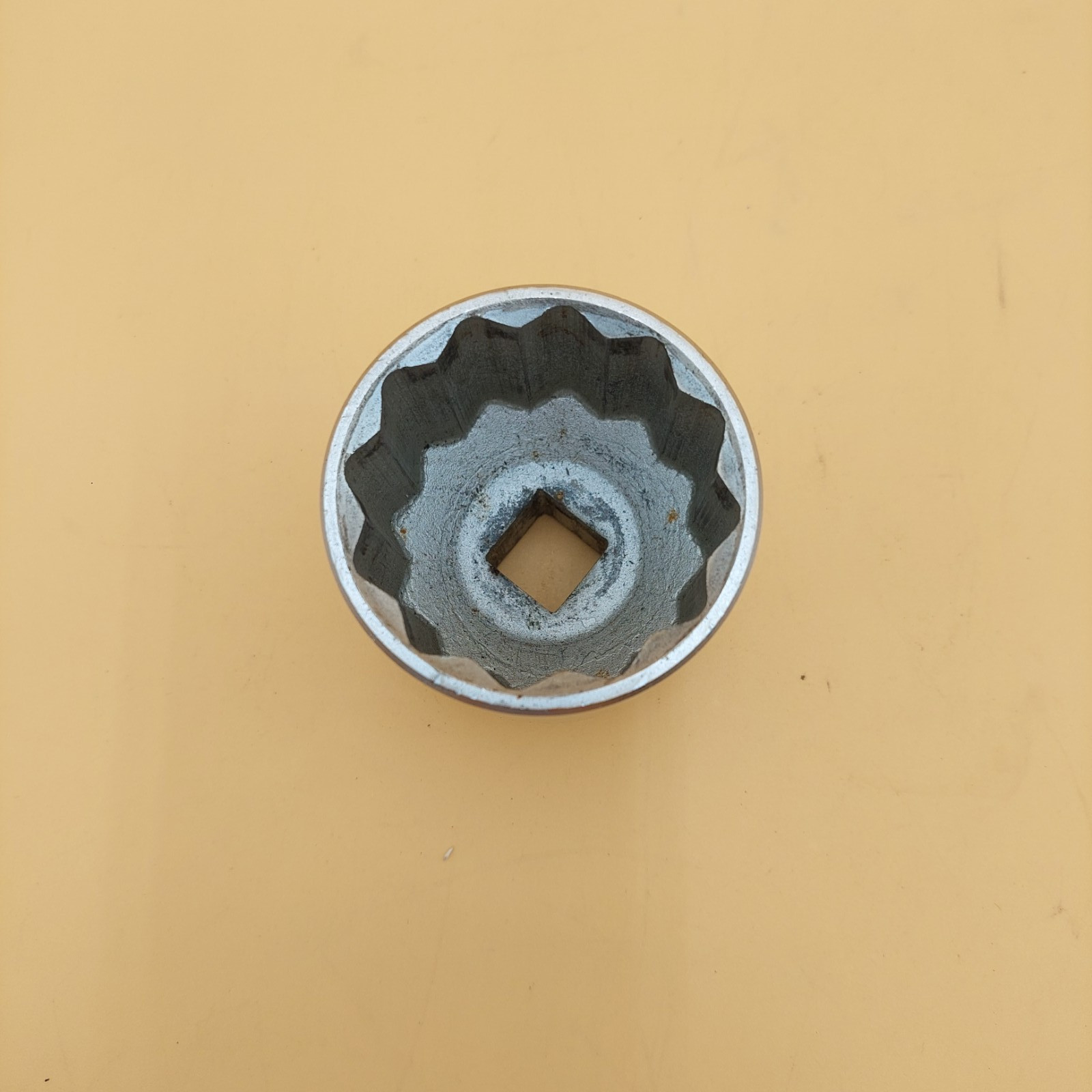 NAPA USA 2-3/16″ 12pt SAE 3/4″ Drive Socket NH1270 Nice Condition