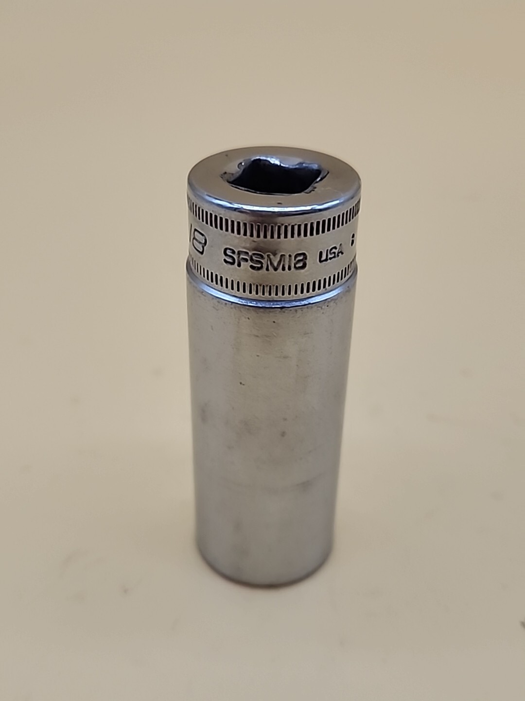 Snap-On Tools Vintage 3/8″ Dr 6pt 18mm SFSM18 Metric Deep Chrome Socket USA