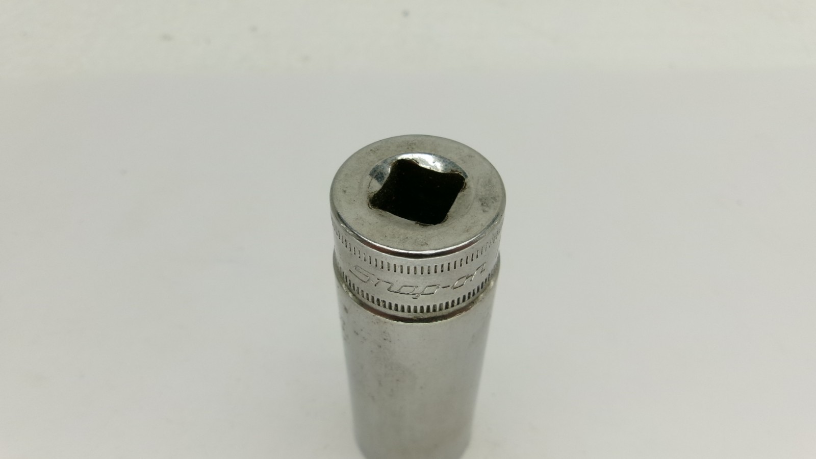 Snap-on tools 3/8″ drive 18mm metric 6 point Deep Socket SFSM18 Nice!