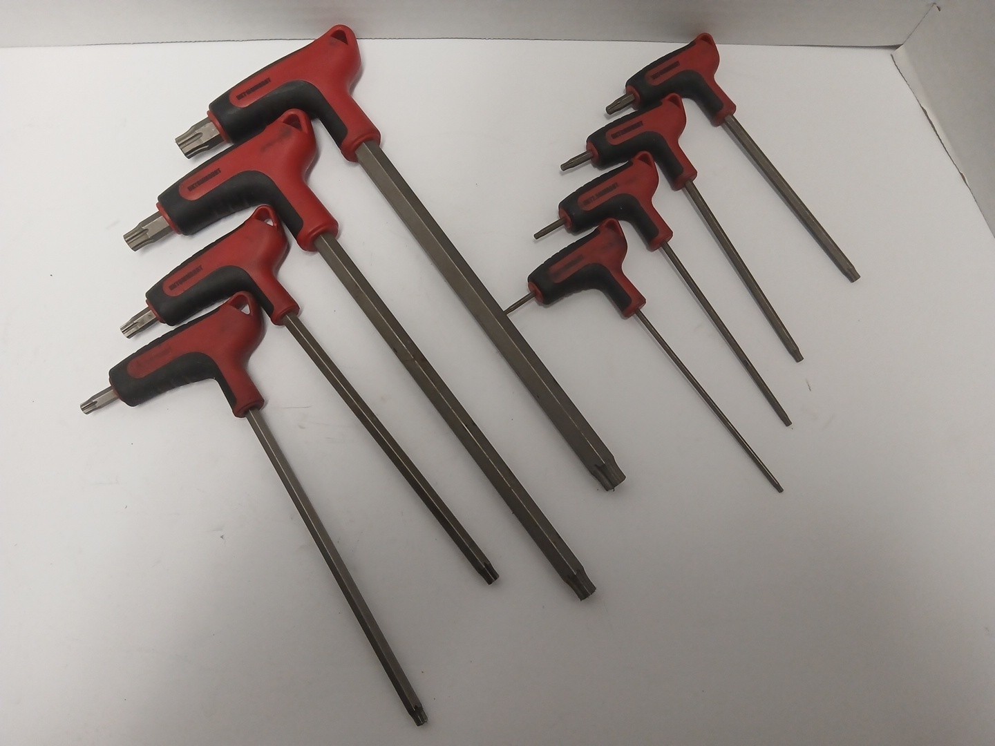 MAC TOOLS 8 PC T-Handle RBRT Metric HEX Allen Extraction Set HKTMMRBRT