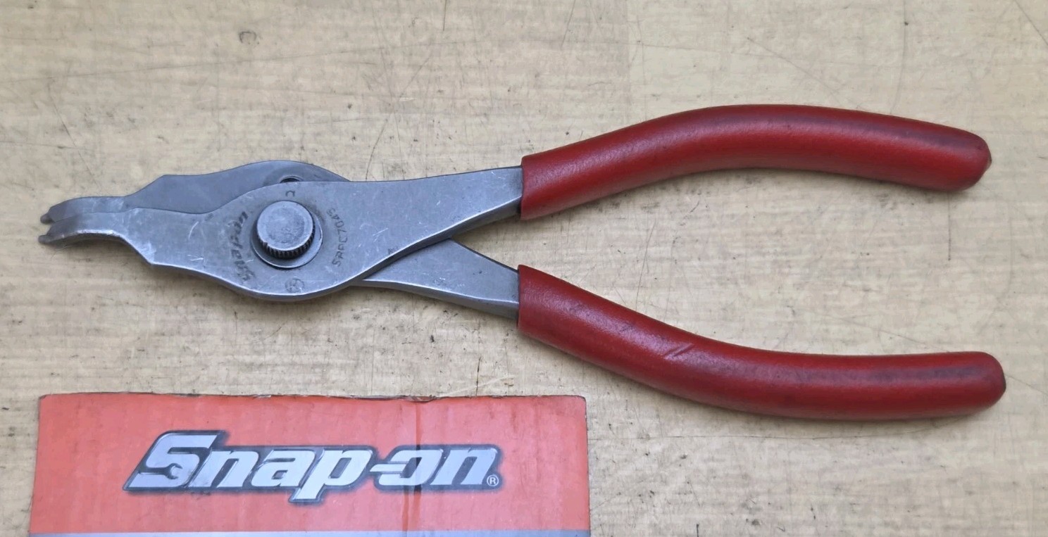 Snap On SRPC7045 – 45° Fixed Tip Convertible Soft Grip Snap Ring Pliers