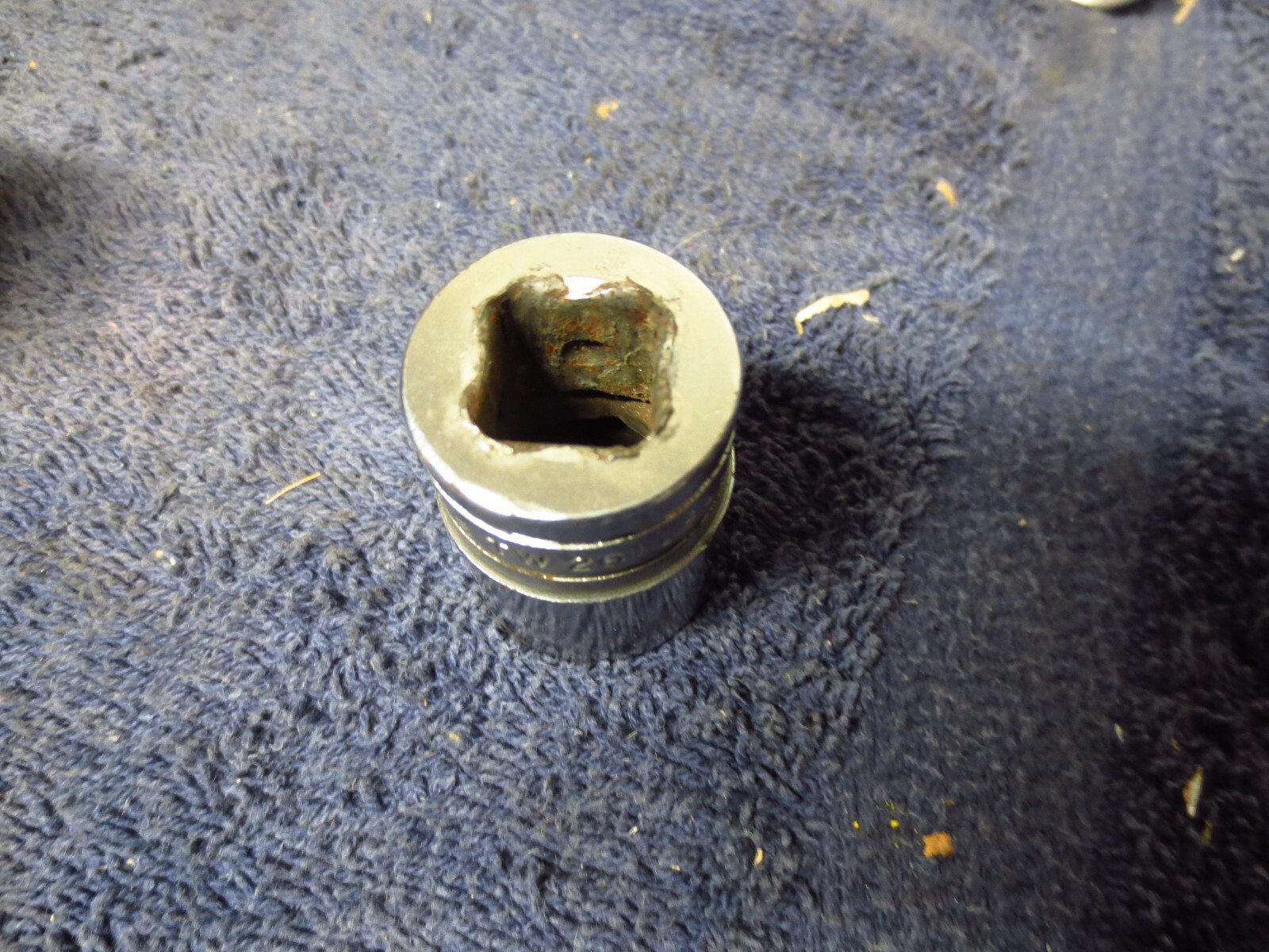 snap on 1/2 drive 13/16in sae shallow 6 point socket TW-261