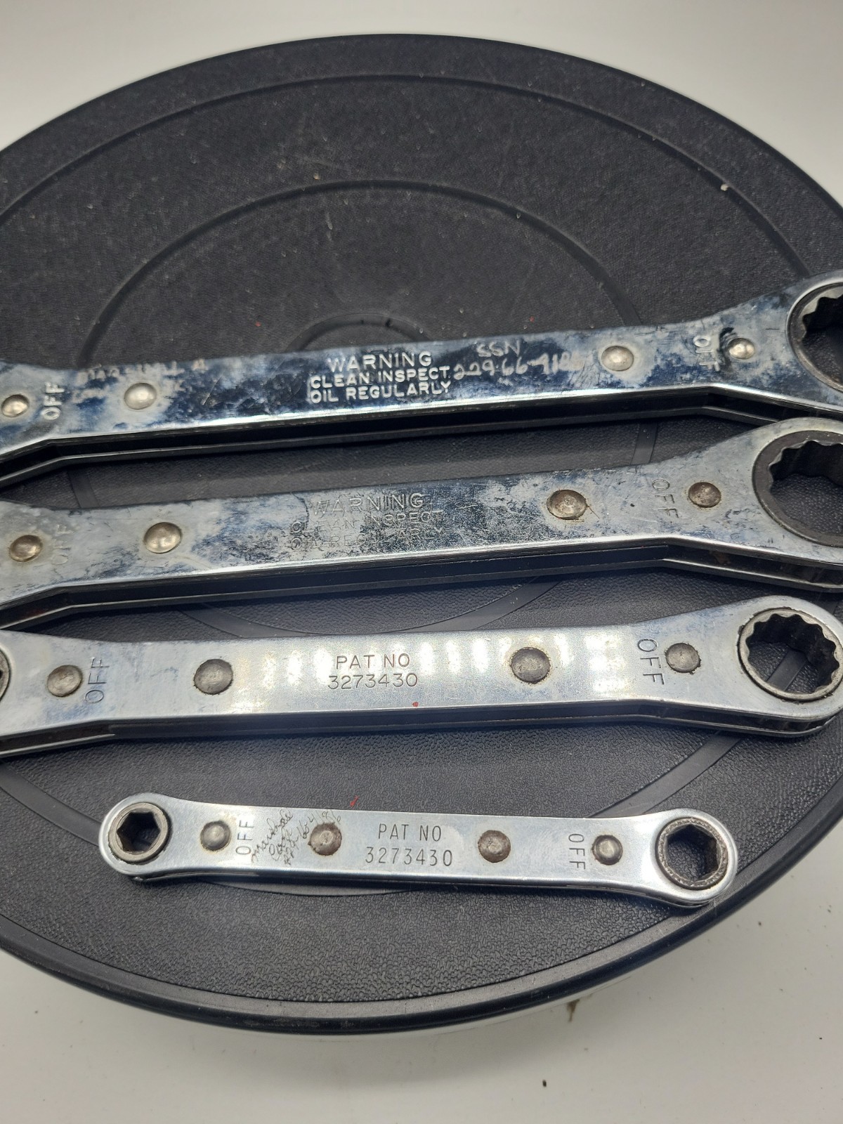 4Pc. Snap-On Tools 6 & 12 Pt. Ratcheting Box 1/4″ – 15/16 » Wrench Set