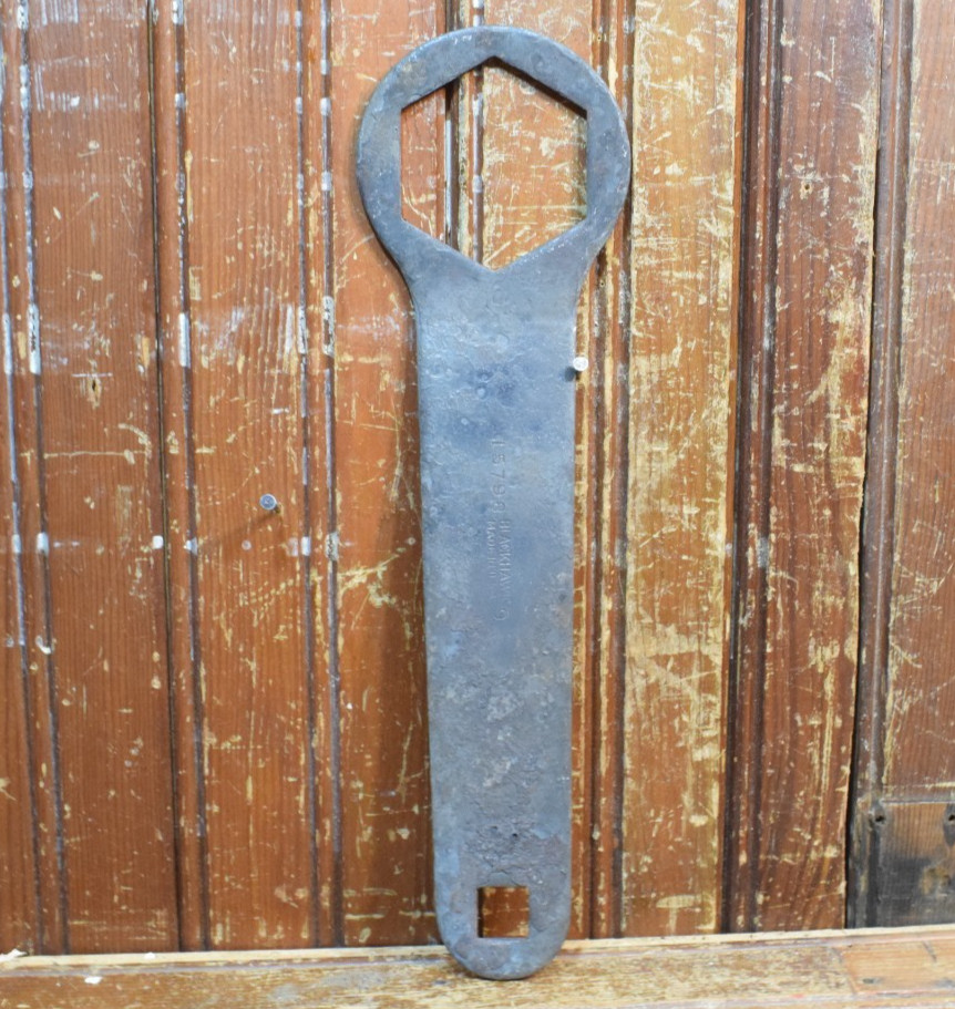 2″ HEXAGONAL WRENCH AXLE HUB GREASE COVER 1920s 1930s VINTAGE CAR HAND TOOL AUTO
