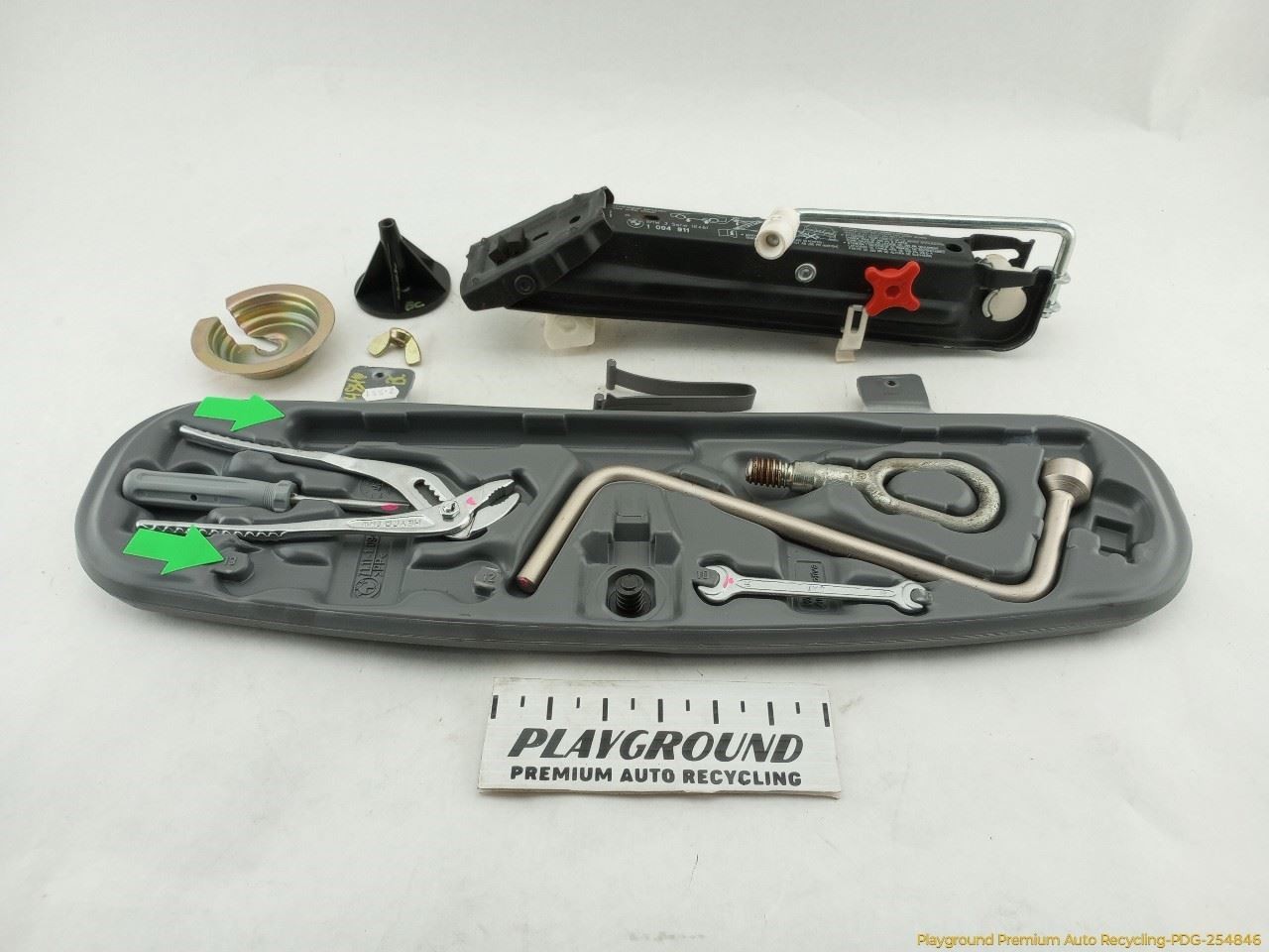 BMW 323i E46 Emergency Spare Tire Wheel Tool Kit Fits 1999-2006 99 00 01 02 03