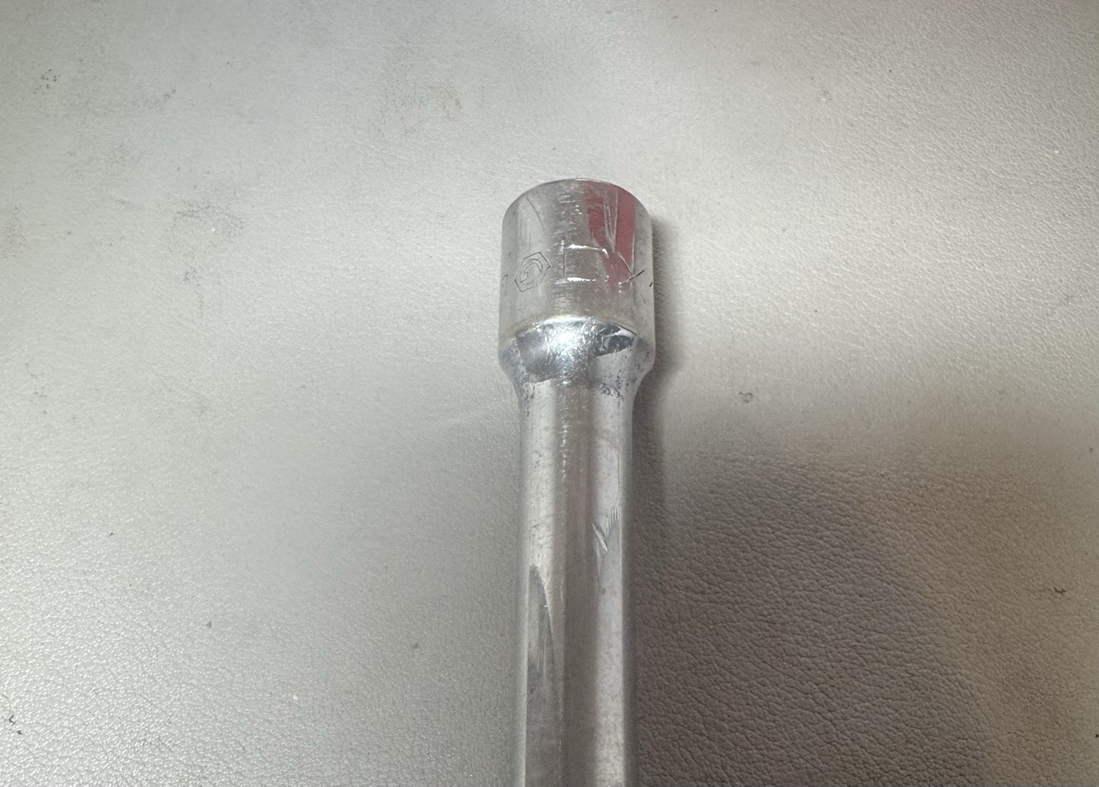 MATCO Tools U.S.A. CX10, 1/2″ Drive, 10″ Long Extension *LOCKING FRICTION BALL*