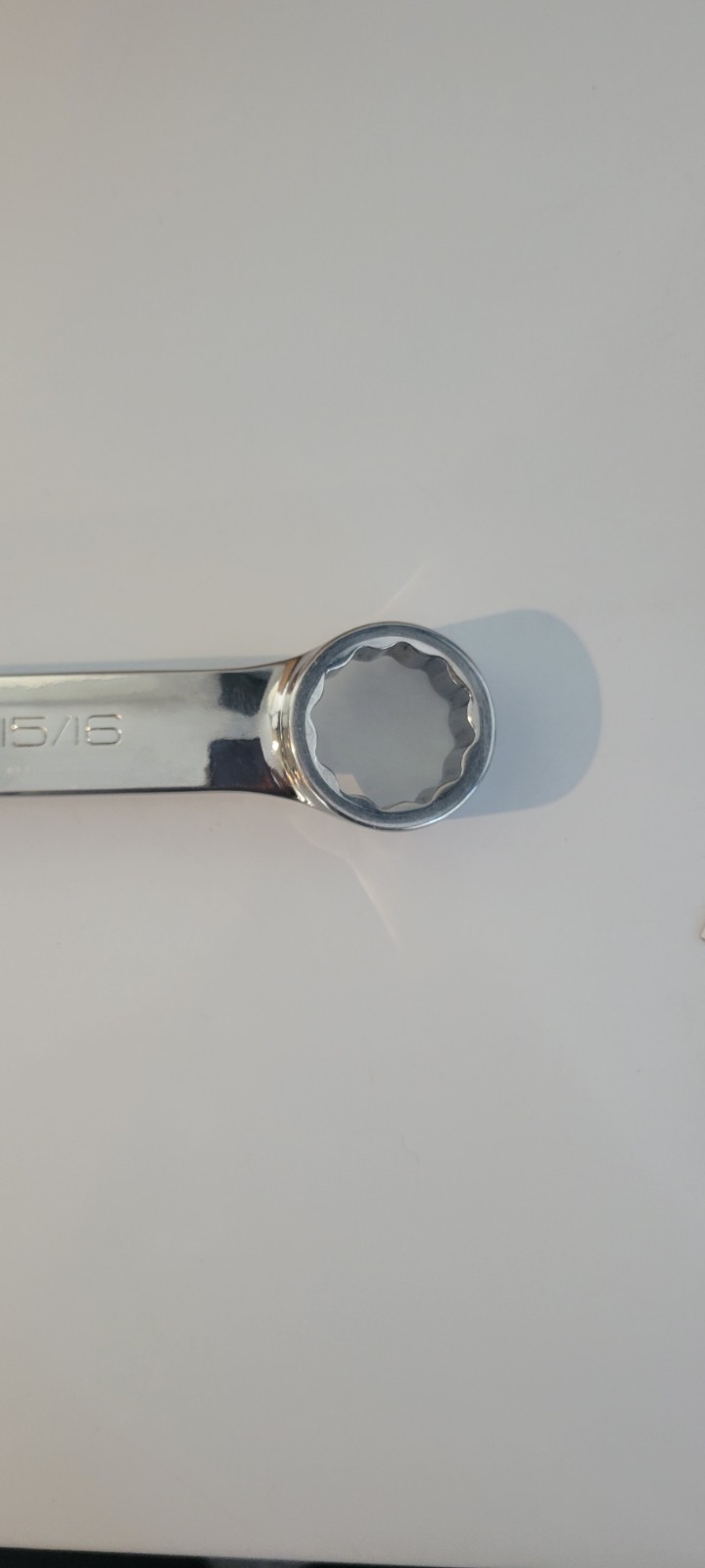 Snap-on Tools USA Like New 15/16″ SAE Standard Length 12PT Chrome Wrench OEX30B