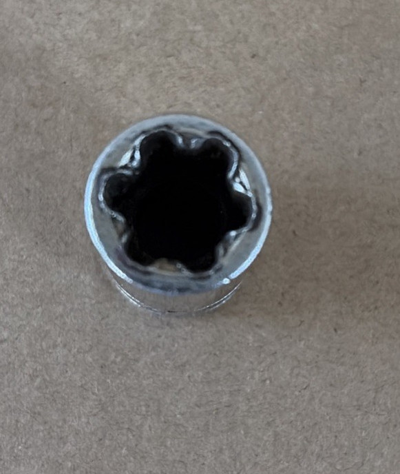 Snap on Tools FLE140 E14 Internal Shallow Socket 3/8″ Drive Chrome USA